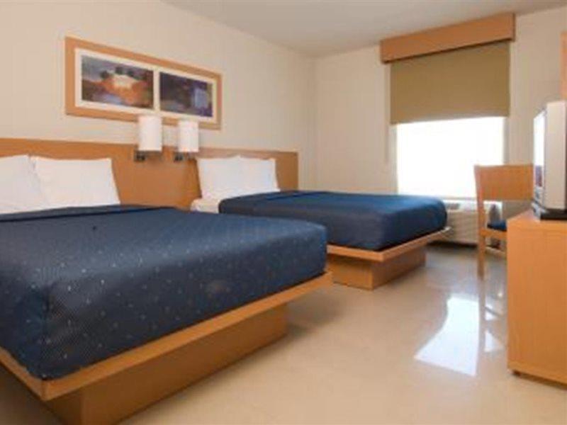 City Express Coatzacoalcos Kültér fotó